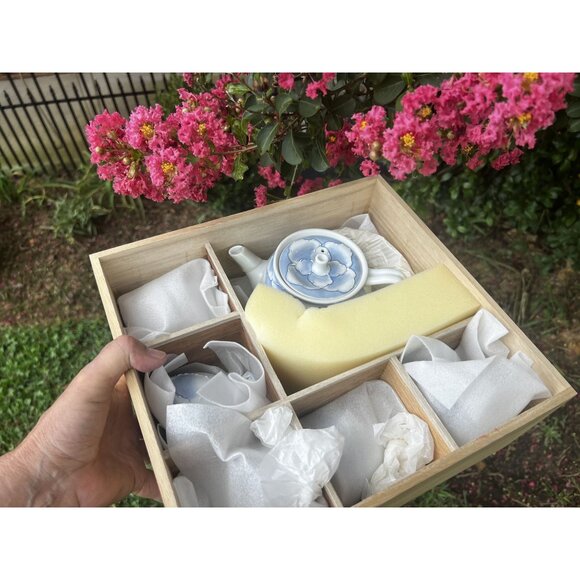 Japanese Kyusu Teapot & 5 Cups Set w/ Box – Hand-Painted Porcelain Floral – MINT - Picture 1 of 15